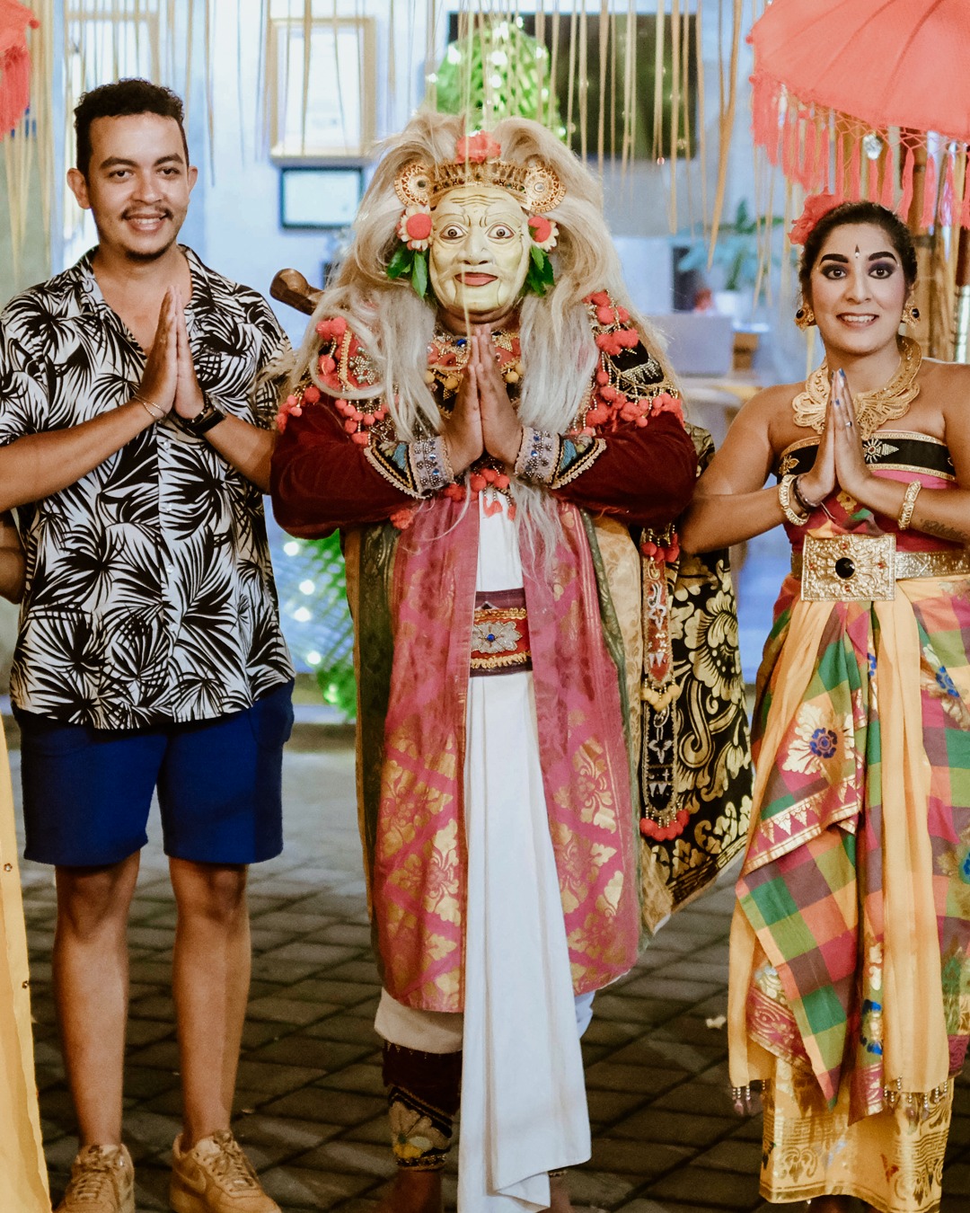 Agrapana Beach Villa - Guest Experience - Balinese Dance Agrapana Beach Villa - Guest Experience - Balinese Dance